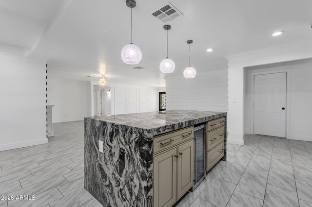 7254 W NORTH Lane, Peoria, AZ 85345