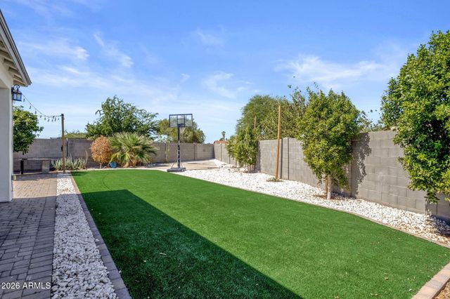7254 W NORTH Lane, Peoria, AZ 85345