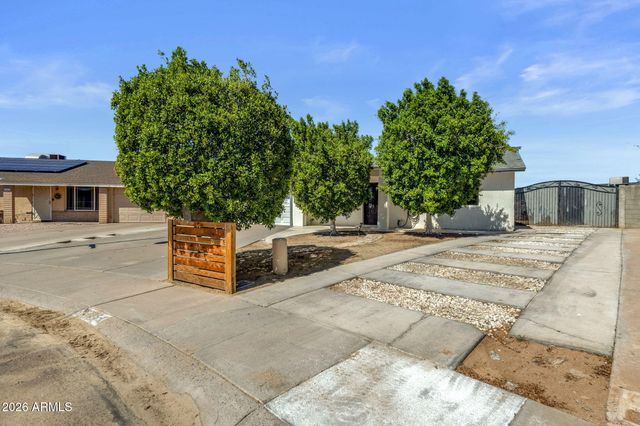 7254 W NORTH Lane, Peoria, AZ 85345