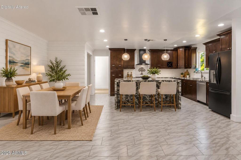 7254 W NORTH Lane, Peoria, AZ 85345