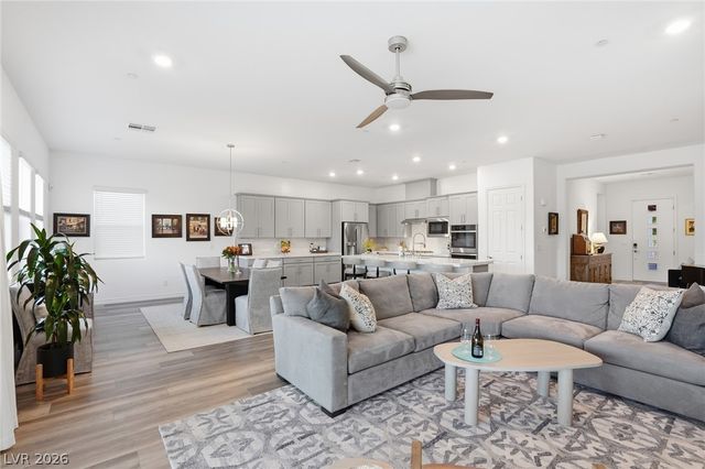 71 Reflection Bay Drive, Henderson, NV 89011