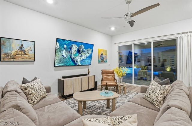 71 Reflection Bay Drive, Henderson, NV 89011