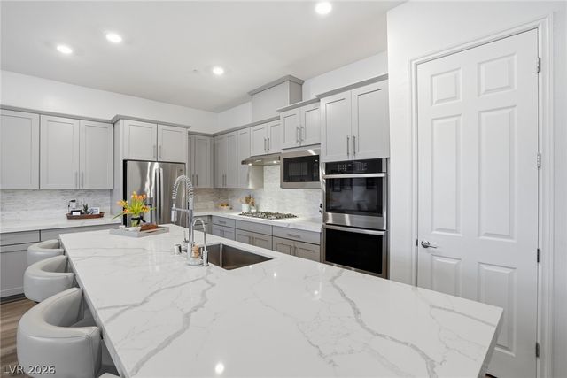 71 Reflection Bay Drive, Henderson, NV 89011