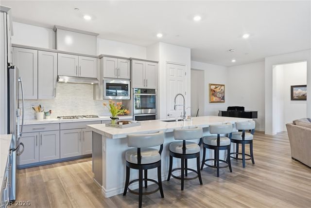 71 Reflection Bay Drive, Henderson, NV 89011