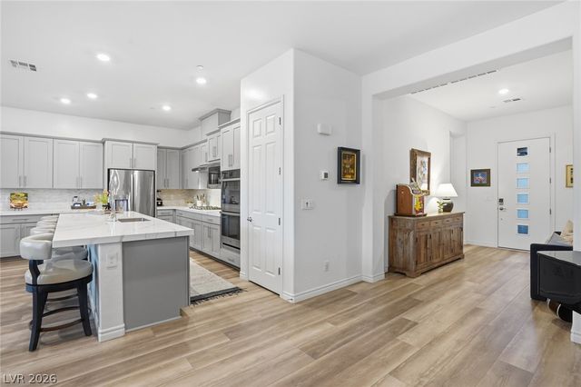 71 Reflection Bay Drive, Henderson, NV 89011