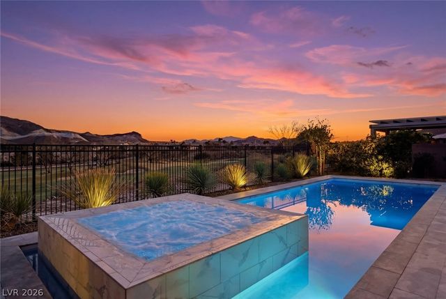 71 Reflection Bay Drive, Henderson, NV 89011
