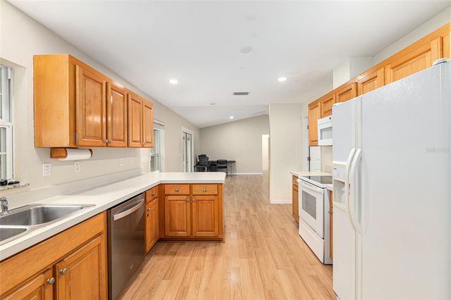 2610 NE 80TH AVENUE, High Springs, FL 32643
