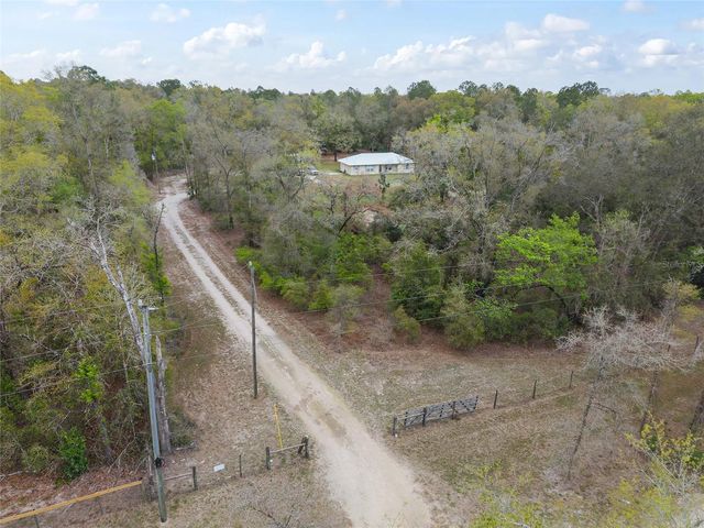 2610 NE 80TH AVENUE, High Springs, FL 32643