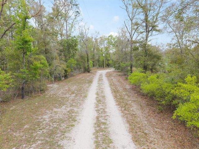 2610 NE 80TH AVENUE, High Springs, FL 32643