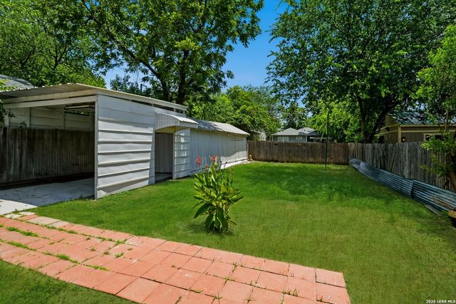 1030 Fulton Ave, San Antonio, TX 78201