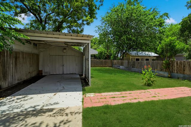 1030 Fulton Ave, San Antonio, TX 78201