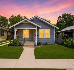 1030 Fulton Ave, San Antonio, TX 78201