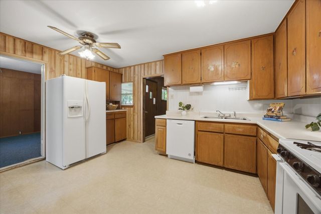 1662 Birch Street, Grand Prairie, TX 75050