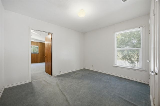 1662 Birch Street, Grand Prairie, TX 75050