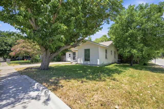 1662 Birch Street, Grand Prairie, TX 75050