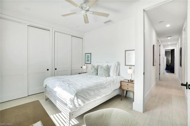 910 Ivory CT, Marco Island, FL 34145