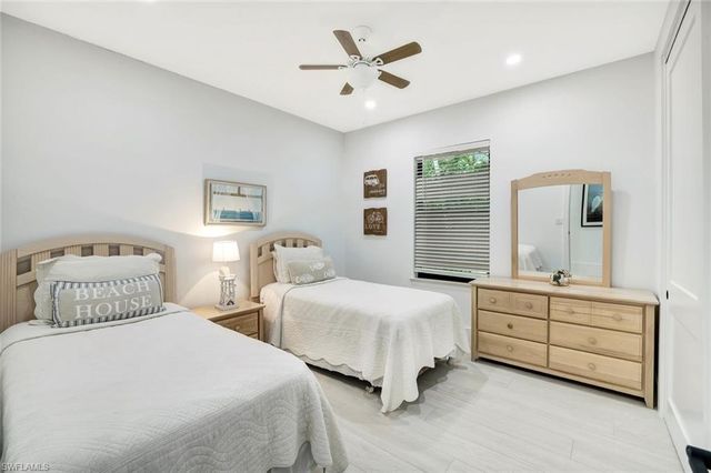 910 Ivory CT, Marco Island, FL 34145