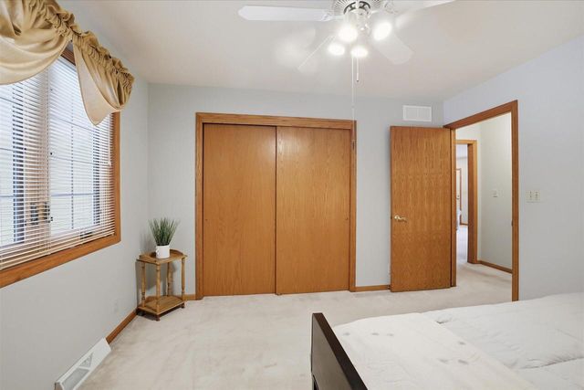 W164S7750 Bay Lane DRIVE, Muskego, WI 53150