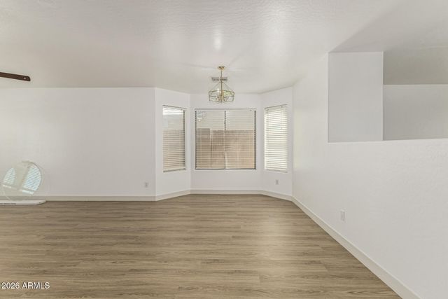 7327 W CORDES Road, Phoenix, AZ 85043