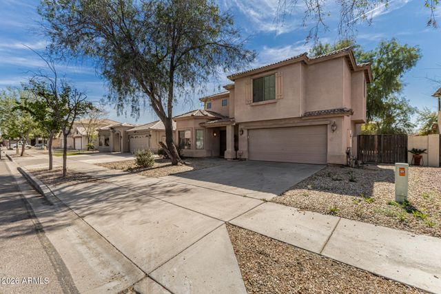 7327 W CORDES Road, Phoenix, AZ 85043