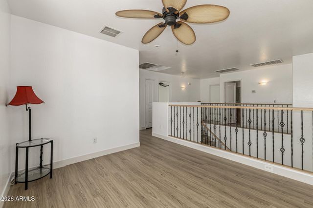 7327 W CORDES Road, Phoenix, AZ 85043