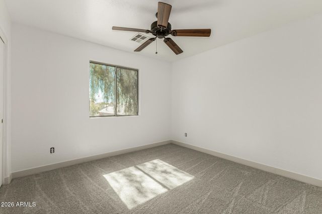 7327 W CORDES Road, Phoenix, AZ 85043