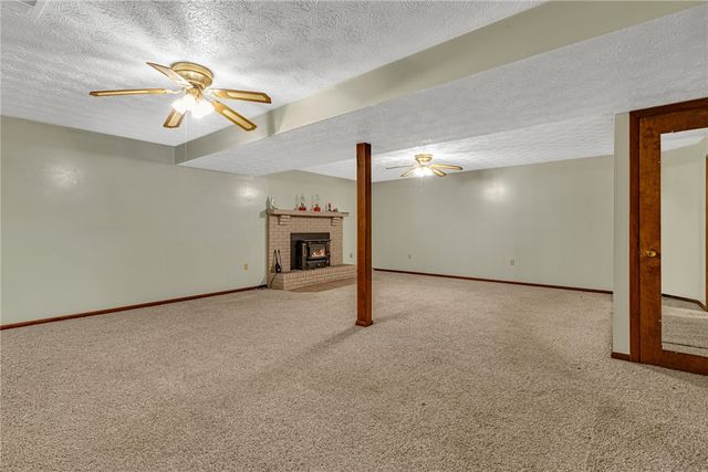 422 Rohrmann Rd, Darlington, PA 16115