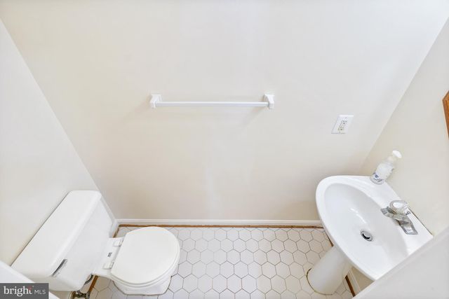 2724 TRED AVON CT, Waldorf, MD 20601