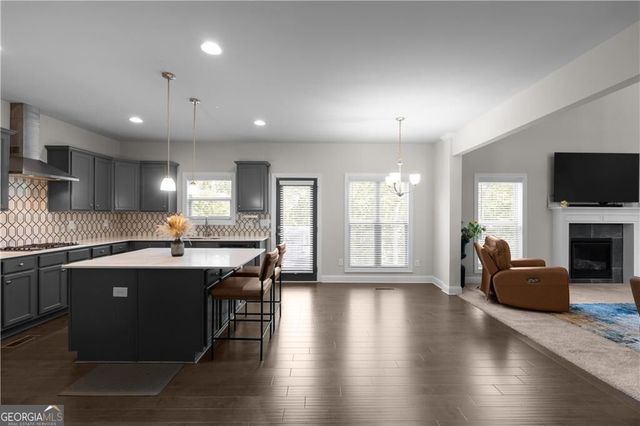 5810 Langdale, Douglasville, GA 30135