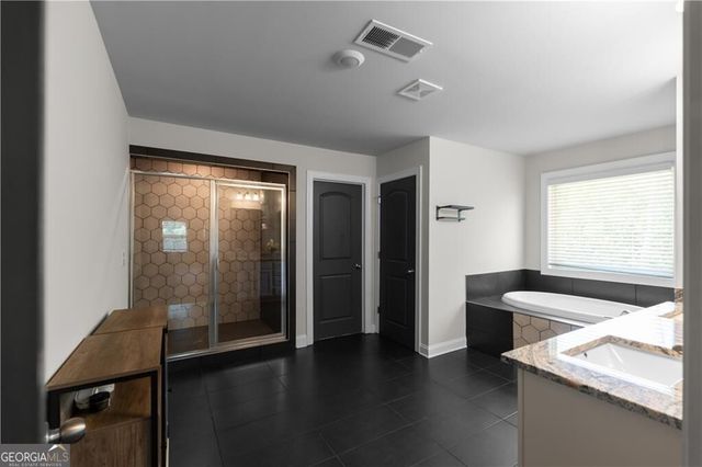 5810 Langdale, Douglasville, GA 30135