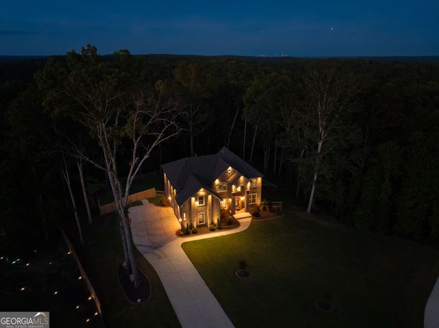 5810 Langdale, Douglasville, GA 30135