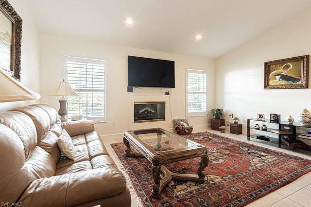 28441 Verde LN, Bonita Springs, FL 34135