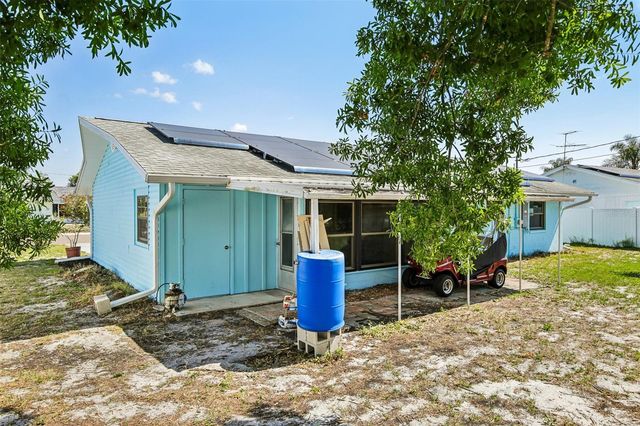 704 OJAI AVENUE, Sun City Center, FL 33573