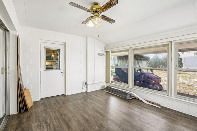 704 OJAI AVENUE, Sun City Center, FL 33573