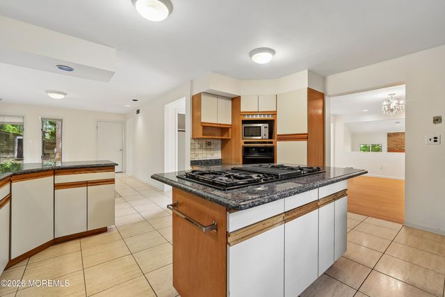 23 Ashley Drive, Holmdel, NJ 07733