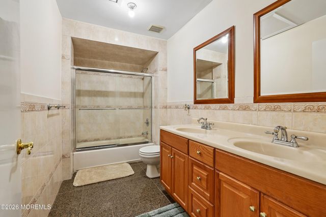 23 Ashley Drive, Holmdel, NJ 07733