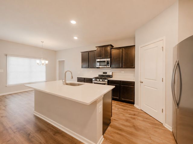 25446 W Ryan Lane, Plainfield, IL 60586