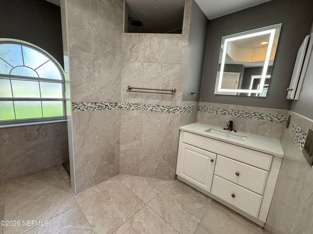 20 CLARENDON Court N, Palm Coast, FL 32137