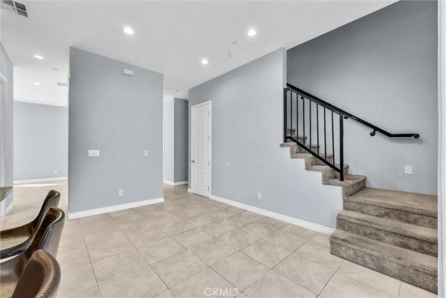 1810 Pomona, Costa Mesa, CA 92627