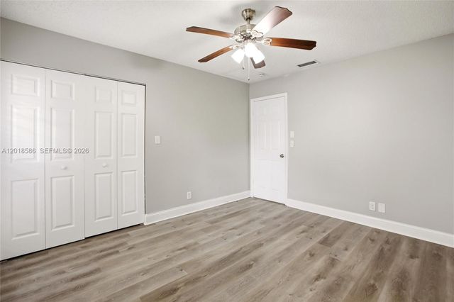 827 NW 87th Ave, Coral Springs, FL 33071