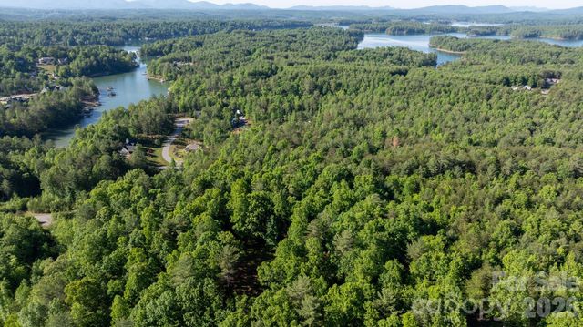 3030 Channel View Cove, Morganton, NC 28655