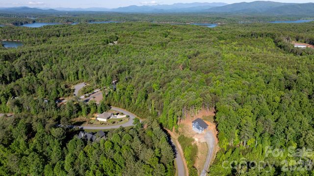 3030 Channel View Cove, Morganton, NC 28655