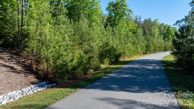 3030 Channel View Cove, Morganton, NC 28655