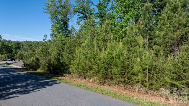 3030 Channel View Cove, Morganton, NC 28655