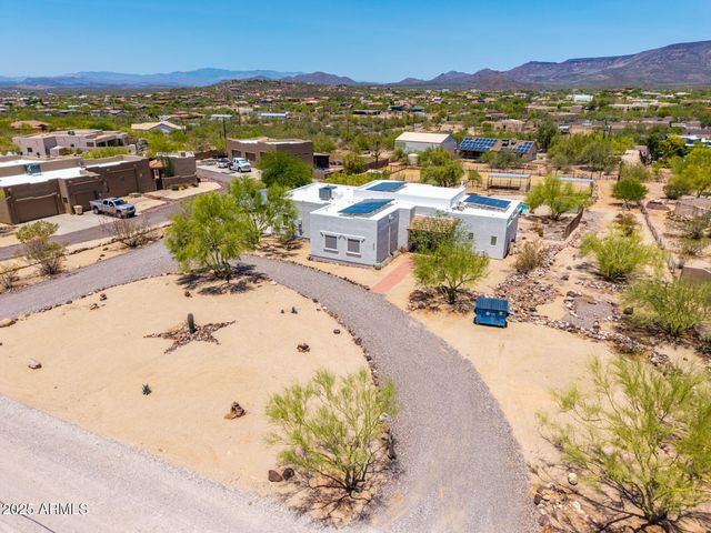 44015 N 20TH Street, New River, AZ 85087