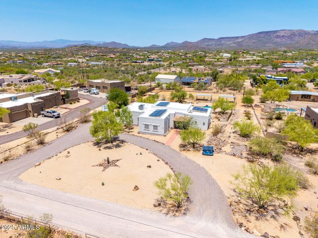 44015 N 20TH Street, New River, AZ 85087