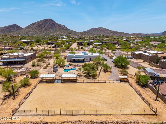 44015 N 20TH Street, New River, AZ 85087