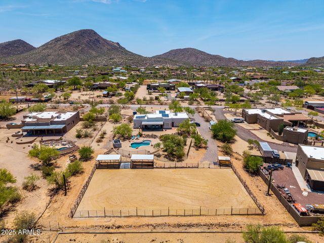 44015 N 20TH Street, New River, AZ 85087