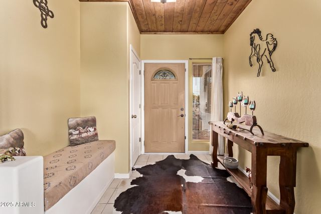 44015 N 20TH Street, New River, AZ 85087