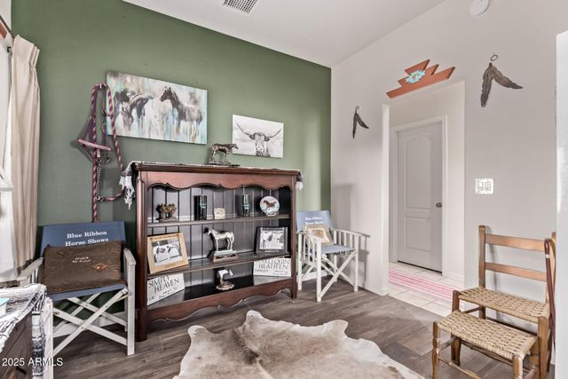 44015 N 20TH Street, New River, AZ 85087